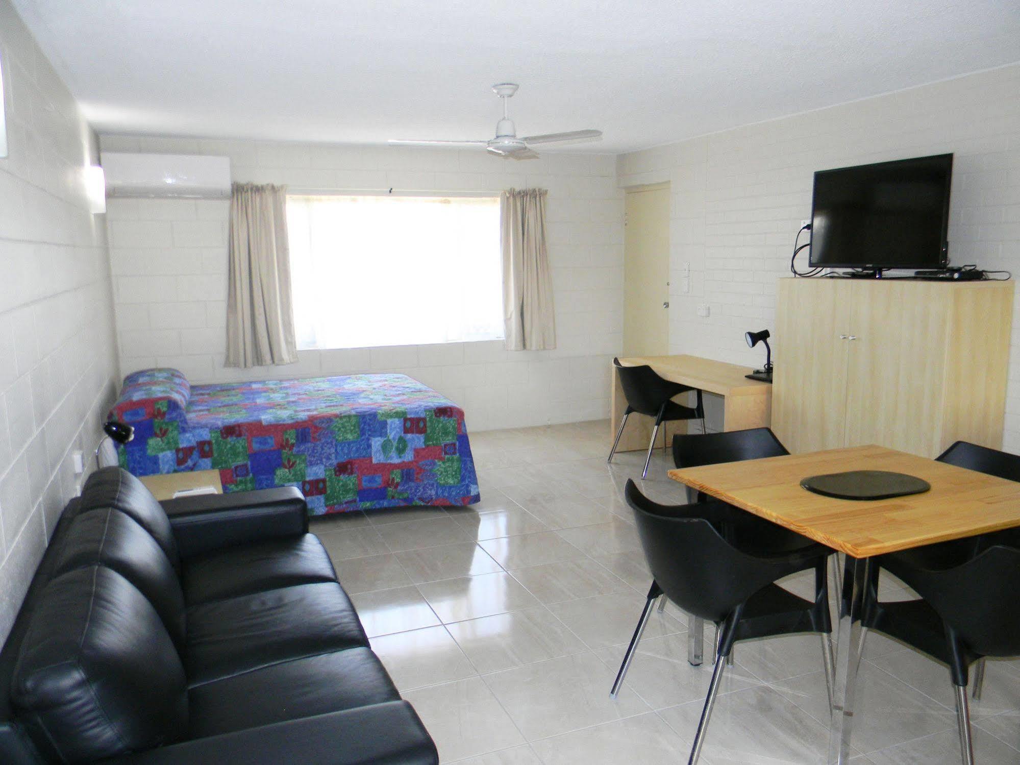 Rover Holiday Units Mackay Bagian luar foto