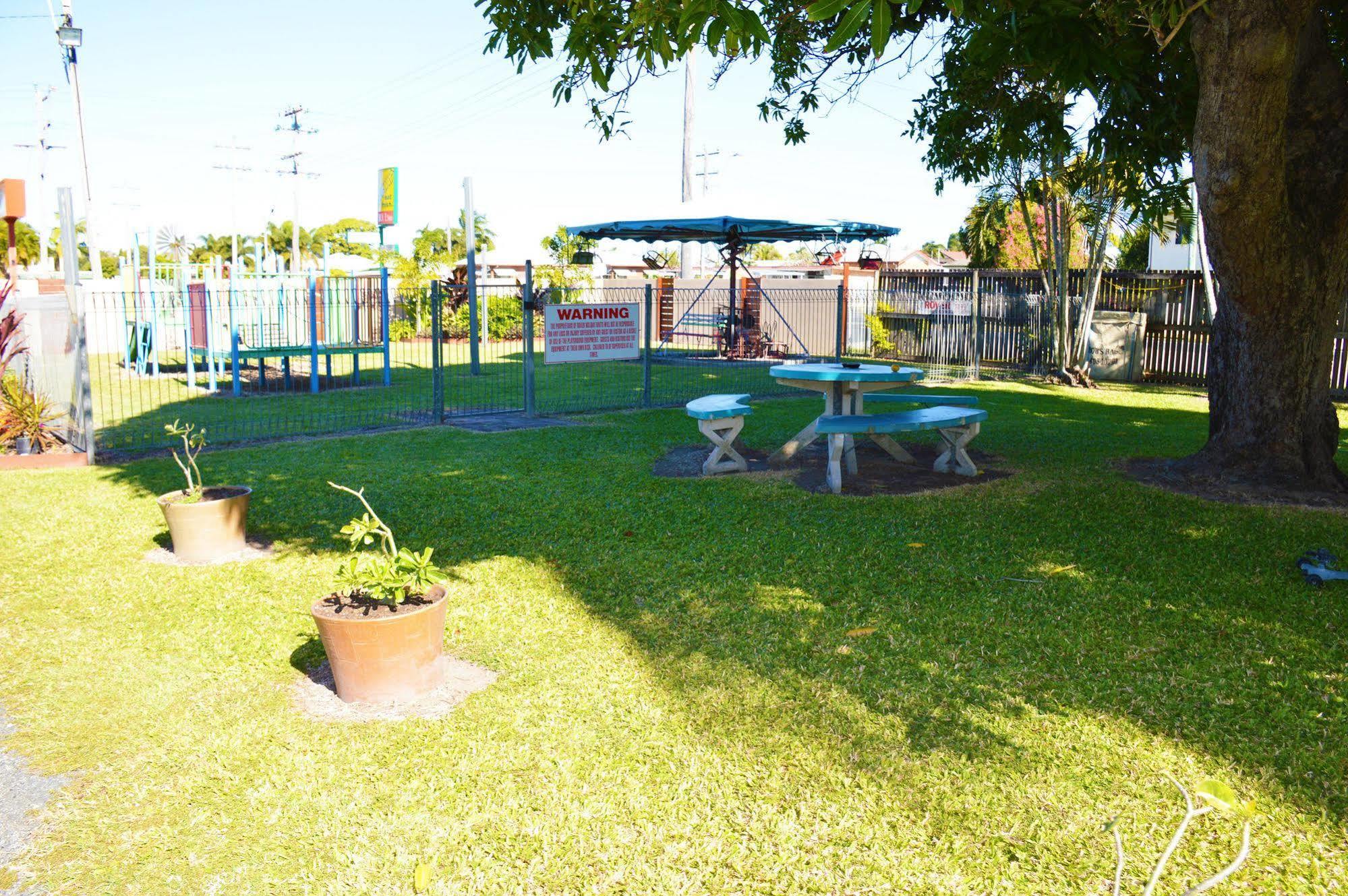Rover Holiday Units Mackay Bagian luar foto